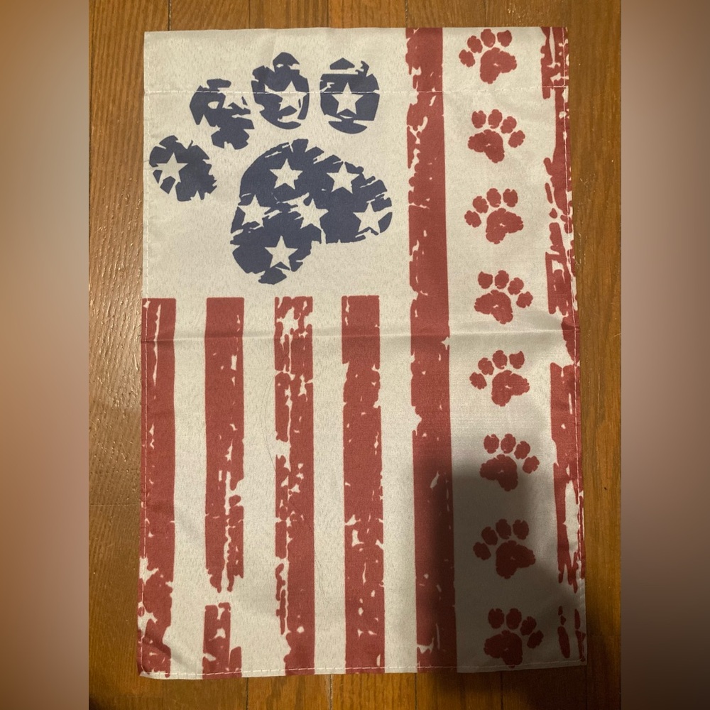 Garden Flag American Flag Paw Print 12" x 18" NWOT